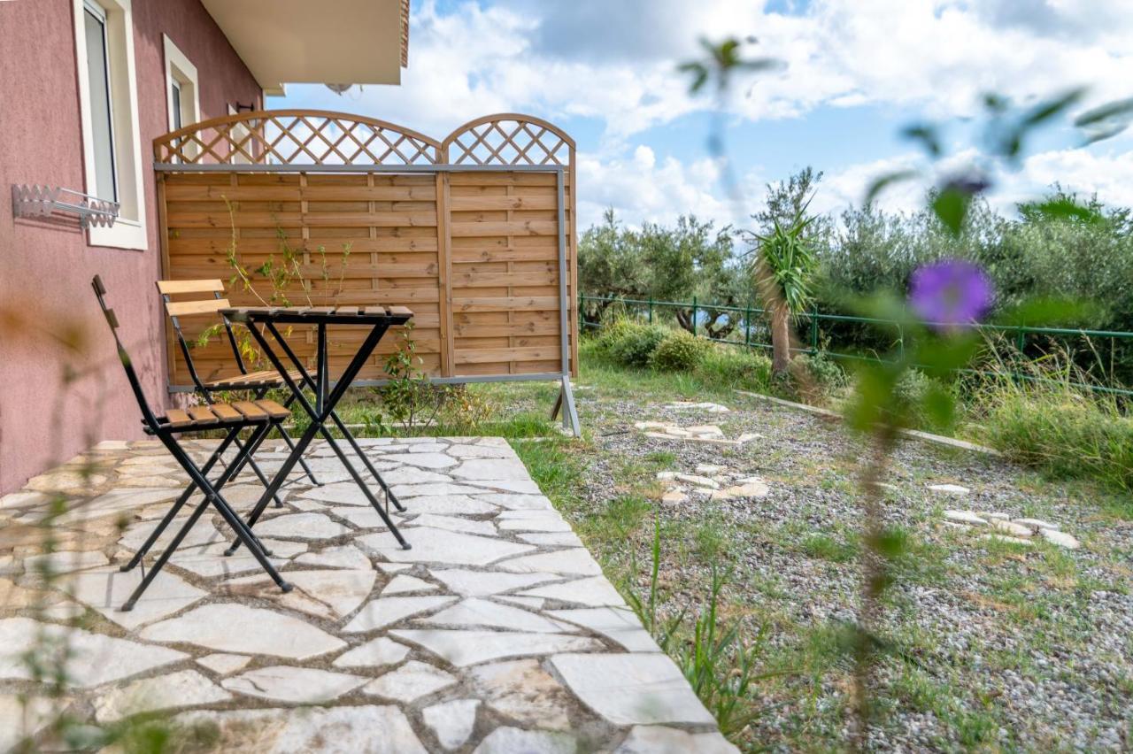 Lorraine's Close To Lourdas Appartement